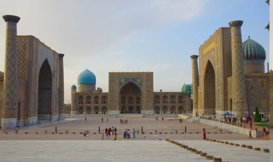 С начала года в Узбекистан прибыло почти полтора миллиона туристов
