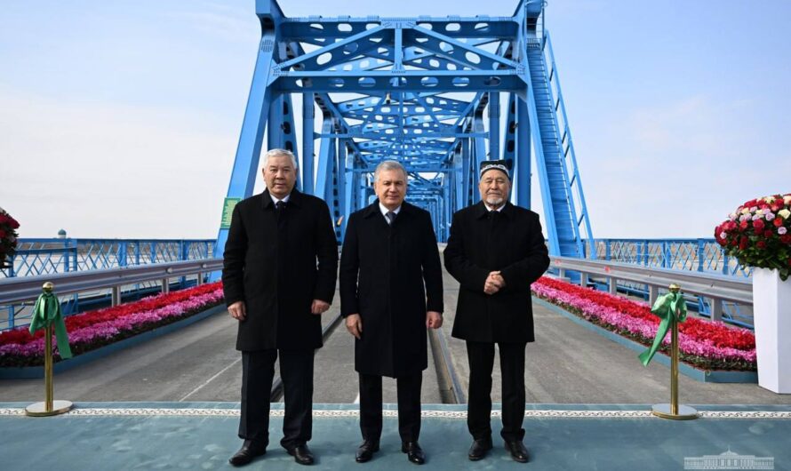 Прошла церемония открытия нового моста в Амударье